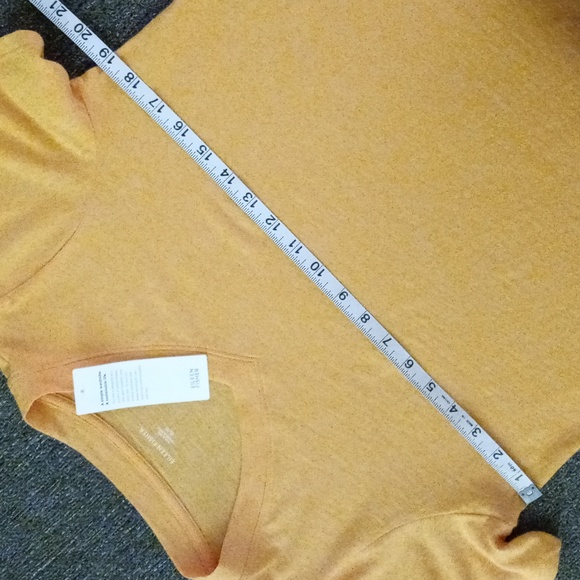 🆕️ 🌞Eileen Fisher🌞 - Mango S/S V-Neck Tee - Picture 6 of 7